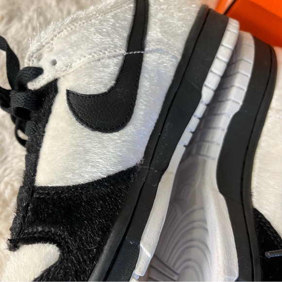 Rare Nike panda fur shoes - Picture 6 of 13